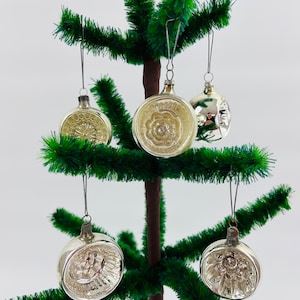 Antiker Weihnachtschmuck aus Lauscha - 5 Reflexkugeln silber - B-Ware mit größeren Mängeln