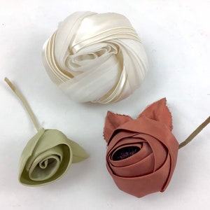 Vintage silk flowers set of 3 colors white green terracotta