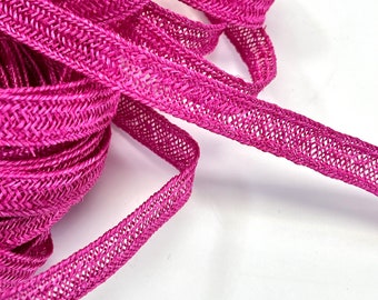 Straw trim made from exotic straw, 12 mm, pink color