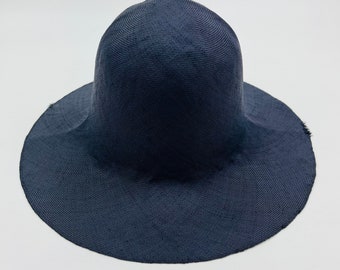 Buntal Capeline extra fine - chapeau vierge couleur bleu foncé