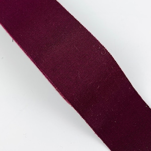 Nastro in gros grain vintage largo 52 mm in rayon e cotone rosso vino