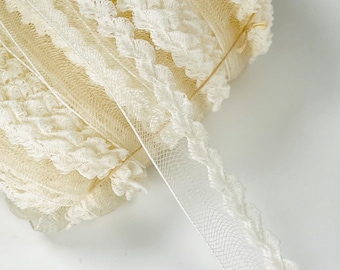 Vintage crinoline braid white 22 mm