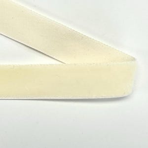 Vintage Samtband 15 mm Farbe wollweiß