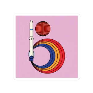 Puede incluir: Un fondo rosa con un cohete blanco, una esfera roja y un arcoíris. El cohete está volando a través del arcoíris.