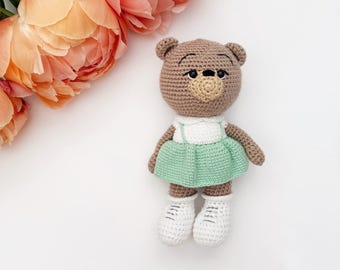 Lindo osito de crochet con vestido, osito de crochet hecho a mano, osito de crochet, peluches de crochet, osito de crochet, osito amigurumi