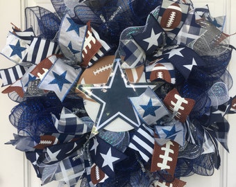 Dallas football wreath