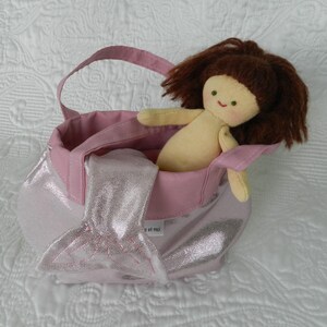 Little mermaid doll, three reversible dresses, mermaid outfit, matching handbag, auburn hair, ideal gift for a child's party image 8