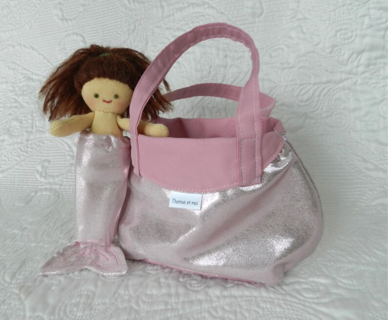 Little mermaid doll, three reversible dresses, mermaid outfit, matching handbag, auburn hair, ideal gift for a child's party image 5