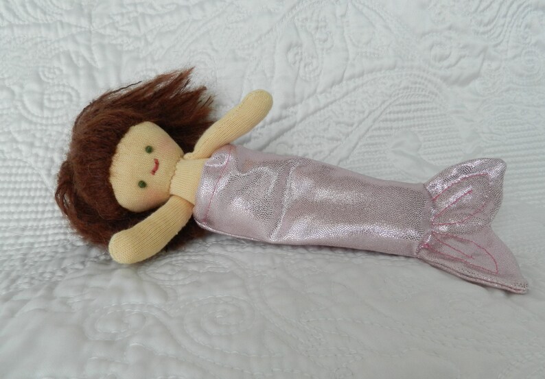 Little mermaid doll, three reversible dresses, mermaid outfit, matching handbag, auburn hair, ideal gift for a child's party image 6