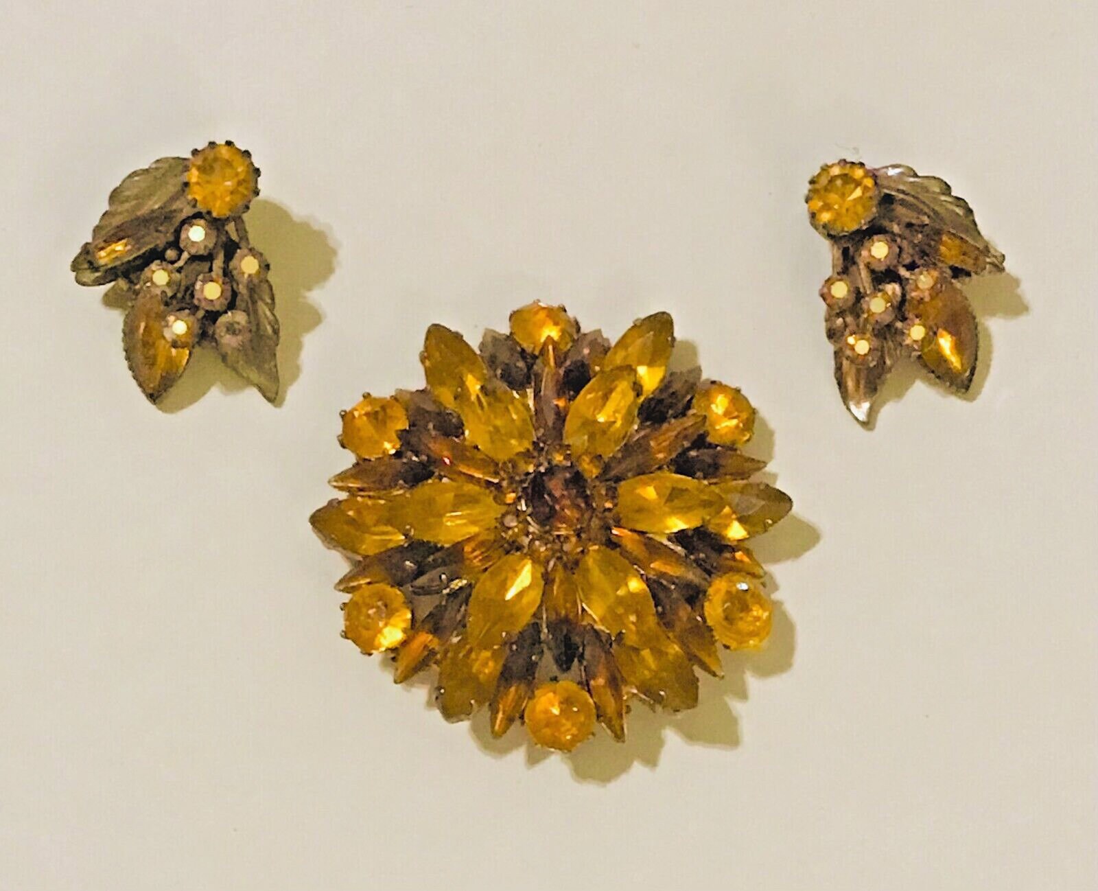 Vintage Juliana Amber Rhinestone Gold Metal Belt Buckle Orange Rhinestone Crystal Mesh Belt by Juliana – Twin Hearts  main image 2