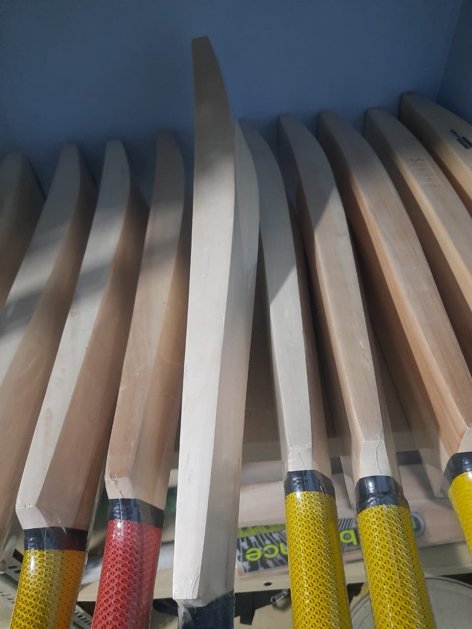 Kashmir Willow Leather Cricket Bat, Leather Ball Bat, Kashmir Willow