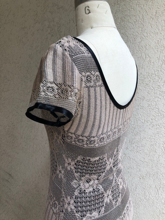 Lace-esque knit / crotchet overlay vintage dress - image 1