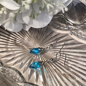 blue crystal earrings/ necklace