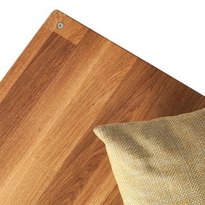 Stylish Oak Meditation Floor Chair , Cozy Cushion Included , Perfect for Your Zen Space