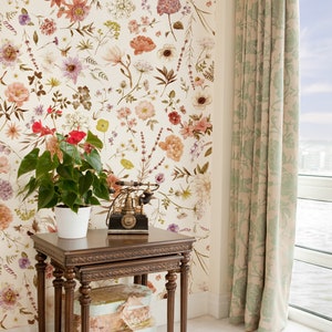 Little Soft Floral Wallpaper Wild Floral Wall Mural Field Flowers Wallpaper Peel and Stick zdjęcie 5