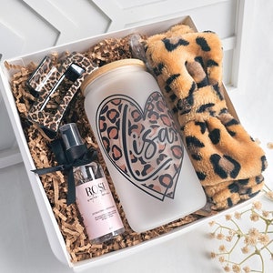 Retirement Leopard Print Gift Box Custom Cheetah Gift for Women with Personalized Leopard Print Cup CNA Leopard Gift Bridesmaid Proposal Box