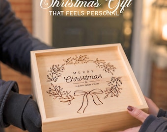 Wooden Christmas Cookie Box Neighbor Treat Cupcake Box Baked Goods Hostess Thank You Box Holiday Cookie Packaging for Family Gathering Gift