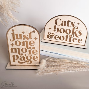 Letrero de estantería "Solo una página más" Decoración para sala de club de lectura Decoración para biblioteca Decoración para amantes de los libros Decoración para rincón de lectura Letrero de biblioteca de madera Regalo para lectores de libros imagen 9