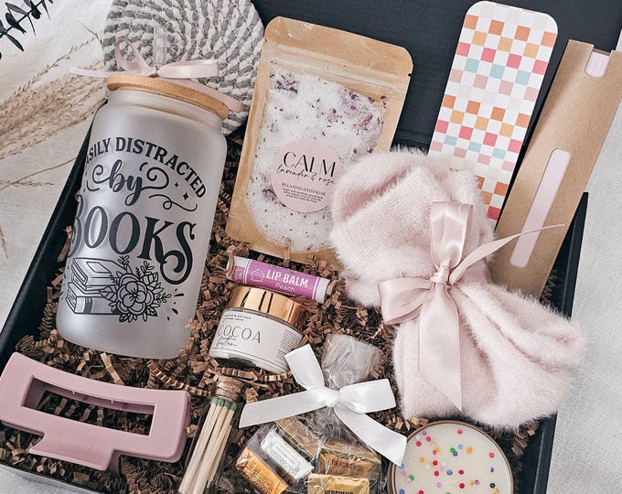 Gift for Reader Women Book Lover Gift Box Bookish Gift Basket Book Club Gift Set Reader Birthday Box Library Lover Box Set Care Package Cozy