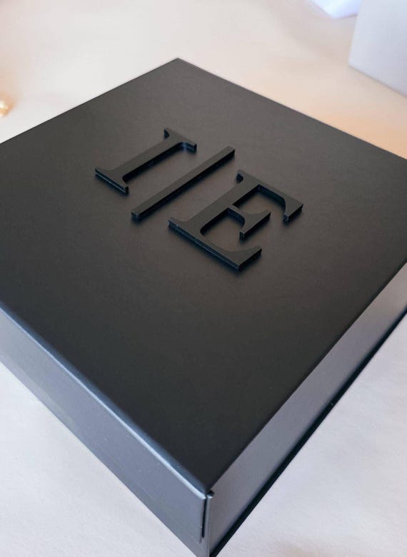 Black Personalized Magnetic Box for Men 3D Acrylic Name Modern Luxury Packaging Empty Male Gift Box Husband Keepsake Groomsmen Favor Package