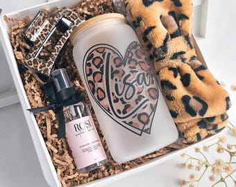 Retirement Leopard Print Gift Box Custom Cheetah Gift for Women with Personalized Leopard Print Cup CNA Leopard Gift Bridesmaid Proposal Box