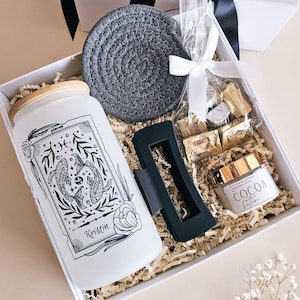 Zodiac Gift Box for Her Astrology Gift for Women Gemini Birthday Gift Box Horoscope Spa Box Zodiac Birthday Gift Set Custom Name Tumbler