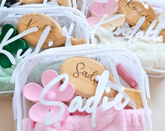 Cheerleader Gifts Bulk for Team Clear Makeup Bag with Name College Dance Team Gift Set Party Favour Bag Girls Spa Night Teen Preppy Gift Bag