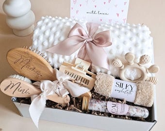 New Mom Gift Basket Welcome Baby Gift Box Baby Shower Present Newborn Gift Personalized Hair Brush Gift from Grandma New Momma Basket Mama