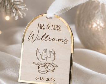 First Anniversary Gift for Newlywed Couple Ornament Husband Wife Milestone Keepsake with Established Date and Custom Family Name Plaque