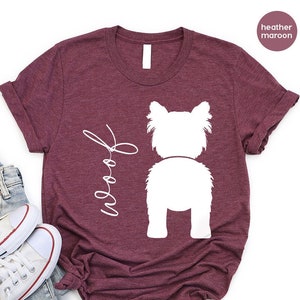 犬の飼い主さんのための犬グラフィックTシャツ、犬のお母さんへのギフト、犬のお母さんのためのかわいいテリアシャツ、ウェスティ・テリア犬の誕生日シャツ、彼女への犬ギフト