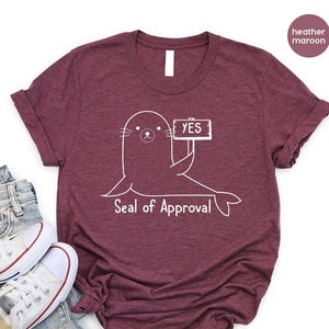 Seal Thinking Perhaps Meme' Men's T-Shirt