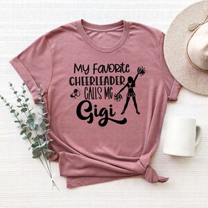 My Favorite Cheerleader Calls Me Gigi Shirts for Grandma, Cute Grandma Gifts, Cheerleader Gifts from Grandma, Funny Saying Gigi Shirts Bild 9