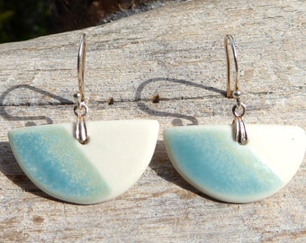 Earrings with porcelain in white-turquoise and 925 silver hooks