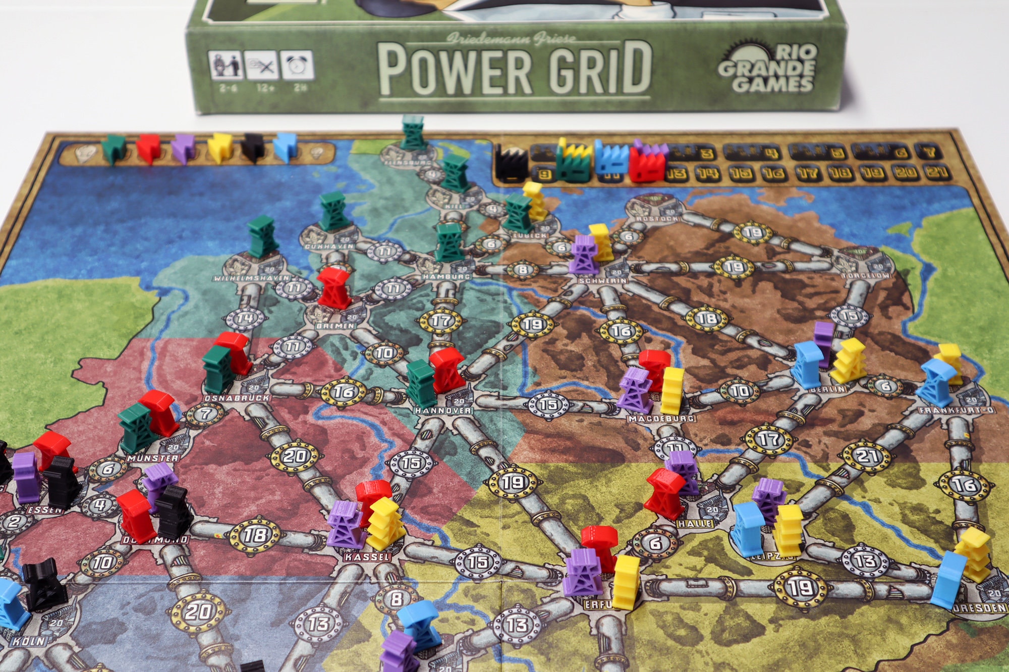 Building the Ultimate Board Game Box (Power Grid) 