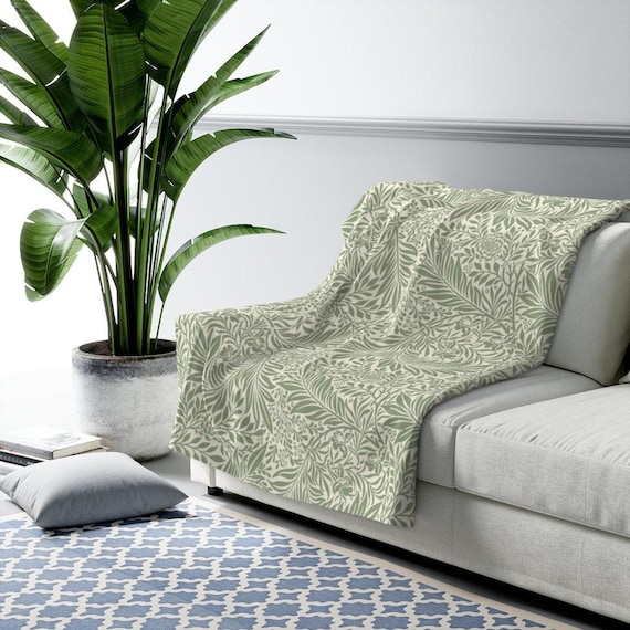 William Morris Green Sherpa Blanket | Vintage Floral Fleece Throw
