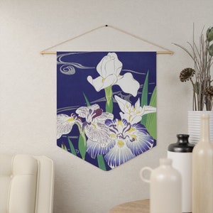 Tapiz floral, arte floral de la pared, pintura de iris, arte floral azul, pintura de flores, pintura japonesa, colgante de pared de flores, arte de pared asiático