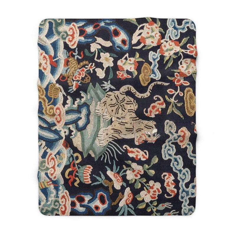 Tiger Sherpa Blanket | Asian Military Rank Embroidery Fleece Throw, Vintage Chinese Plush Essential 60" × 80"