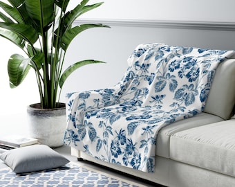 Blue Floral Blanket, Blue Throw, Floral Blanket, Vintage Floral, Boho Throw Blanket, White Blue Blanket, Vintage Plant Blanket, Flower Throw