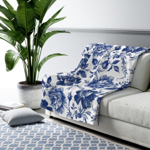 Blue Throw Blanket, Floral Blanket, Sherpa Blanket, Rose Blanket, Botanical Blanket, Blue Rose, Chinoiserie, Blue Floral, Fluffy Blanket