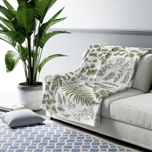 Sherpa-Decke mit botanischem Blattmuster | Fleecedecke im Vintage-Stil, klassisches Design, kuscheliges Must-have