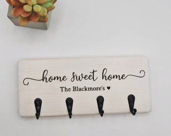 Family name rustic key rack, personalised wooden key holder, custom family wall hooks