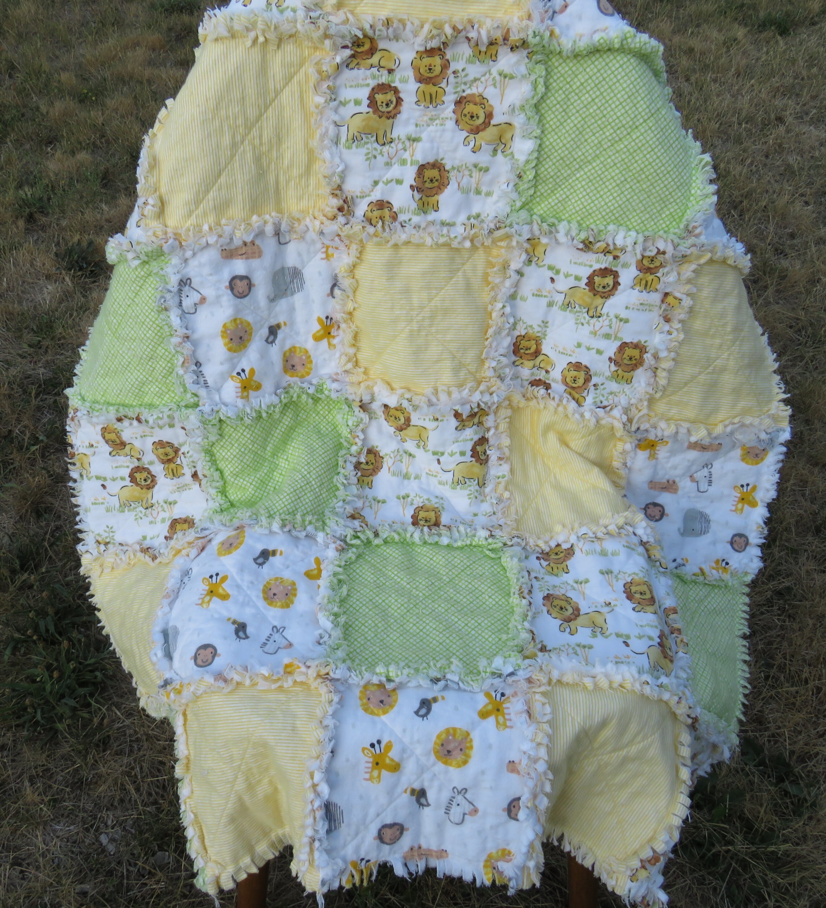 Precut Rag Quilt Kit Easy Quilt Kit, Jungle Baby Rag Quilt Kit (B