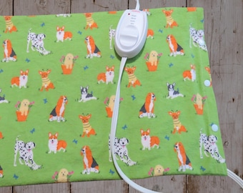 Heating Pad Cover, 12 x 15, Soft Green Flannel With Dogs, 3 Snap Closure
