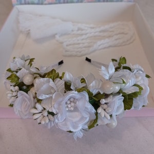 Wreath on the head Ukrainian traditional Gift set white belt Wreath on the head Wreath white roses Handmade Carpathian craftswomen Crown