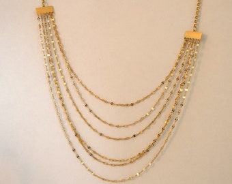 Thin long necklace with multiple rows in gold stainless steel, gold for women, superimposed chains