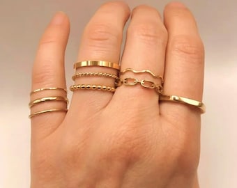 Bague fine en acier inoxydable 316L doré – Empilable et Minimaliste – Stacking Gold Ring