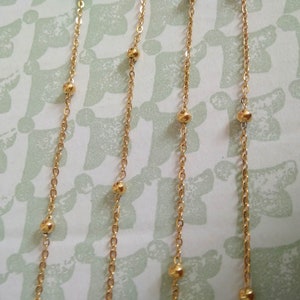 Collier long fin, sautoir, chaîne mini perles, acier doré ou argenté femme image 8