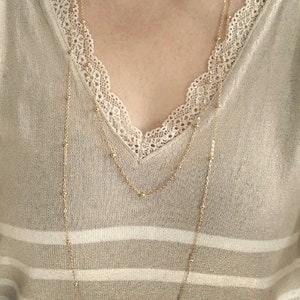 Collier long fin, sautoir, chaîne mini perles, acier doré ou argenté femme image 2