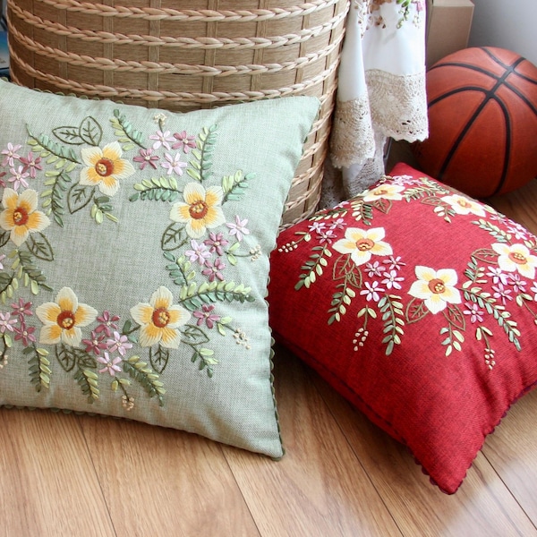 Embroidery Kit Pillow - Etsy