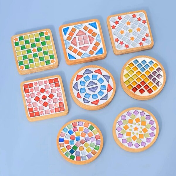 Kits para hacer posavasos de mosaico (DIY) para niños y adolescentes: actividad para fiestas, crea tu propio posavasos, bandeja o salvamanteles. Proyecto de manualidades con azulejos de vidrio.